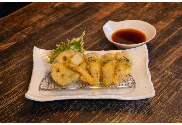 大黑しめじと野菜天盛り合わせ