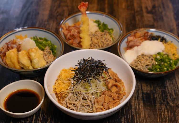 宅配限定のぶっかけ十割そばシリーズ！